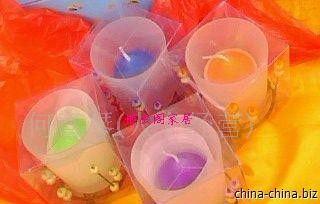 特價(jià)促銷(xiāo) 果凍蠟燭、香薰蠟燭與鐵藝花朵燭臺(tái)，打造浪漫情人禮與花卉銷(xiāo)售新亮點(diǎn)